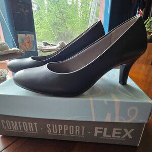 LIFE STRIDE ROCKABILLY PIN UP GOTH VAMPIRE BLACK PUMPS 3 INCH HEELS 9M